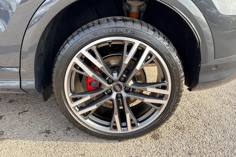  Audi Q5 2.0 TDI Edition 1 S Tronic quattro Euro 6 (s/s) 5dr Thumbnail #11