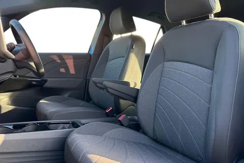  Volkswagen ID.3 Pro 59kWh Essential Auto 5dr Thumbnail #14