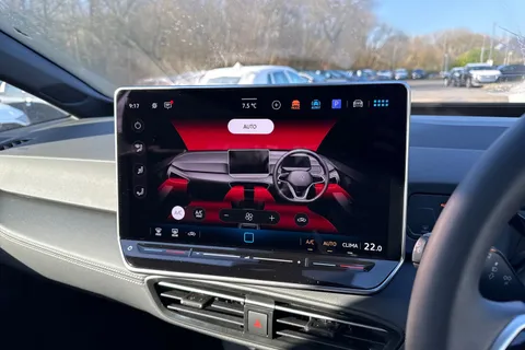  Volkswagen ID.3 Pro 59kWh Essential Auto 5dr Thumbnail #20