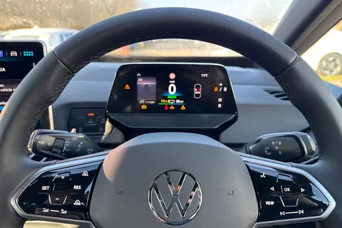  Volkswagen ID.3 Pro 59kWh Essential Auto 5dr Thumbnail #29