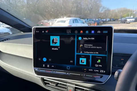  Volkswagen ID.3 Pro 59kWh Essential Auto 5dr Thumbnail #31