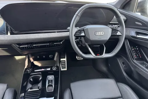 KS74YEE Audi Q6 E-Tron Q6 SUV Edition 1 e-tron quattro  kW Thumbnail #19