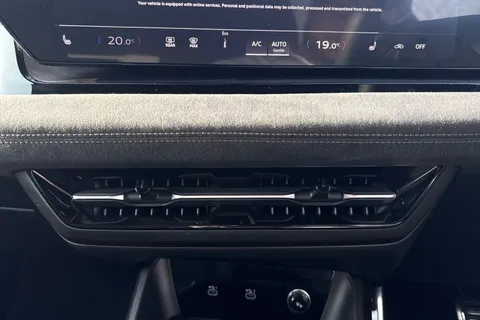 KS74YEE Audi Q6 E-Tron Q6 SUV Edition 1 e-tron quattro  kW Thumbnail #23