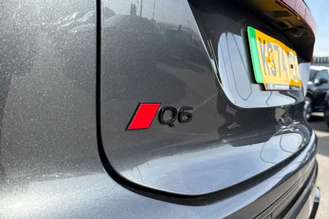 KS74YEE Audi Q6 E-Tron Q6 SUV Edition 1 e-tron quattro  kW Thumbnail #35
