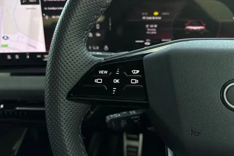 KS74YEE Audi Q6 E-Tron Q6 SUV Edition 1 e-tron quattro  kW Thumbnail #44