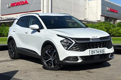 DV74KUG Kia Sportage 1.6T GDi 157 48V ISG 3 5dr DCT Thumbnail #2