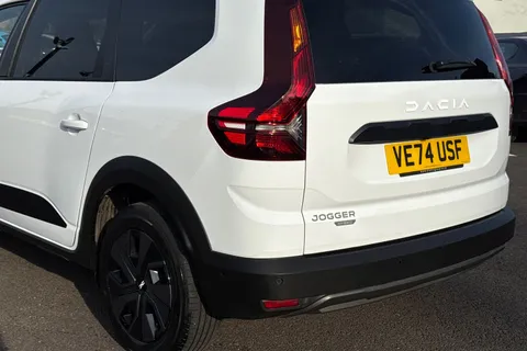 VE74USF Dacia Jogger 1.6 Hybrid Expression Auto Euro 6 (s/s) 5dr Thumbnail #9