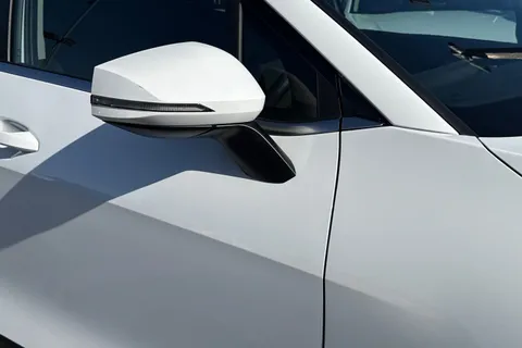 DV74KUG Kia Sportage 1.6T GDi 157 48V ISG 3 5dr DCT Thumbnail #12