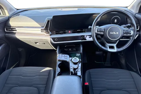 DV74KUG Kia Sportage 1.6T GDi 157 48V ISG 3 5dr DCT Thumbnail #18