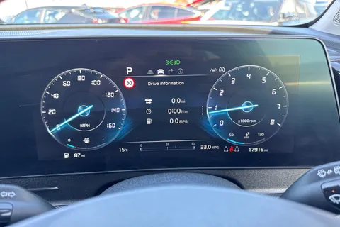 DV74KUG Kia Sportage 1.6T GDi 157 48V ISG 3 5dr DCT Thumbnail #20