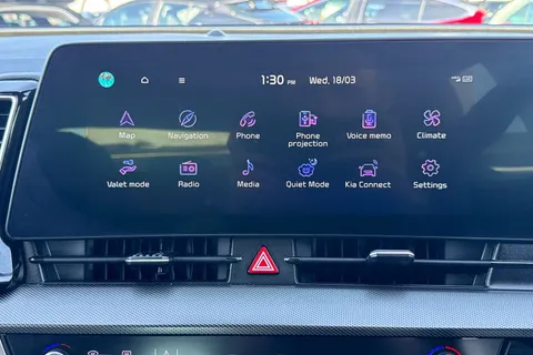 DV74KUG Kia Sportage 1.6T GDi 157 48V ISG 3 5dr DCT Thumbnail #21