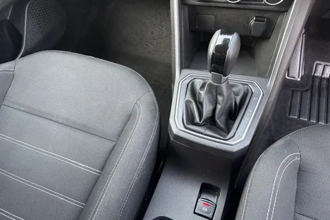 VE74USF Dacia Jogger 1.6 Hybrid Expression Auto Euro 6 (s/s) 5dr Thumbnail #24