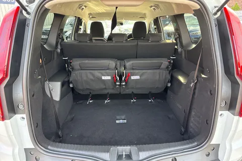 VE74USF Dacia Jogger 1.6 Hybrid Expression Auto Euro 6 (s/s) 5dr Thumbnail #32