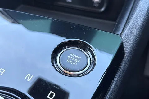 DV74KUG Kia Sportage 1.6T GDi 157 48V ISG 3 5dr DCT Thumbnail #42