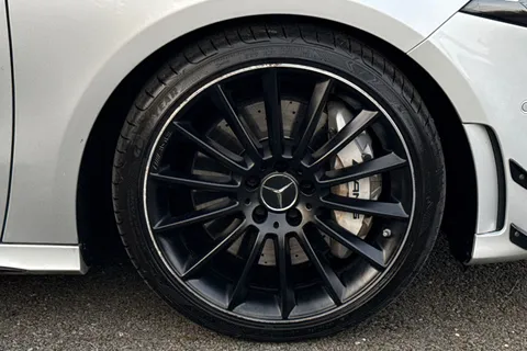 PX19GPO Mercedes-Benz A Class 2.0 A35 AMG (Premium Plus) SpdS DCT 4MATIC Euro 6 (s/s) 5dr Thumbnail #9
