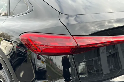 PY75GLZ Audi Q5 Edition 1 TFSI quattro 204 PS S tronic Thumbnail #8