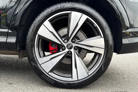 PY75GLZ Audi Q5 Edition 1 TFSI quattro 204 PS S tronic Thumbnail #11