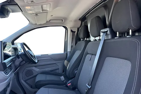 DE75OHT Volkswagen Transporter 2.0 TDI 150 Commerce Pro Van Auto Thumbnail #16