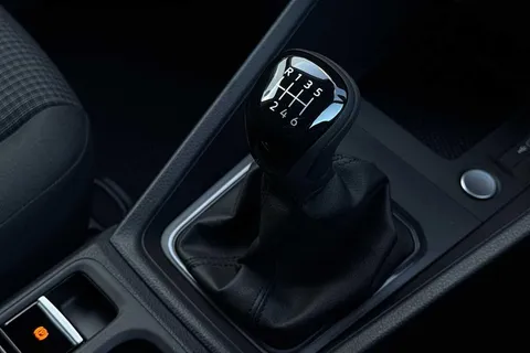 BV75OCY Volkswagen Caddy 2.0 TDI 102PS Commerce Van [Business/Tech Pack] Thumbnail #19