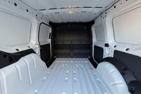 BV75OCY Volkswagen Caddy 2.0 TDI 102PS Commerce Van [Business/Tech Pack] Thumbnail #38