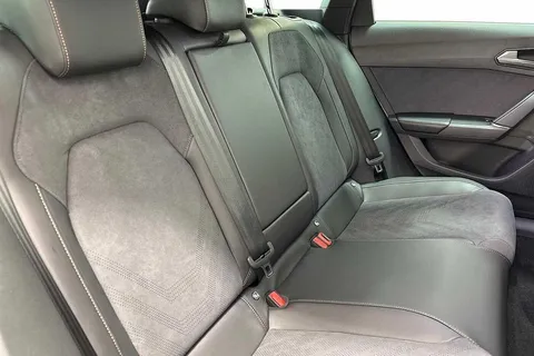 KM75HVB CUPRA Leon 1.5 eHybrid 272 VZ1 5dr DSG Thumbnail #9