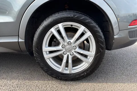 12 of 61 for Audi Q3 2.0 TDI S line Edition S Tronic quattro Euro 6 (s/s) 5dr