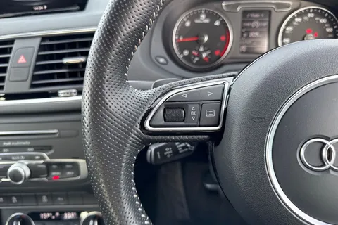 39 of 61 for Audi Q3 2.0 TDI S line Edition S Tronic quattro Euro 6 (s/s) 5dr