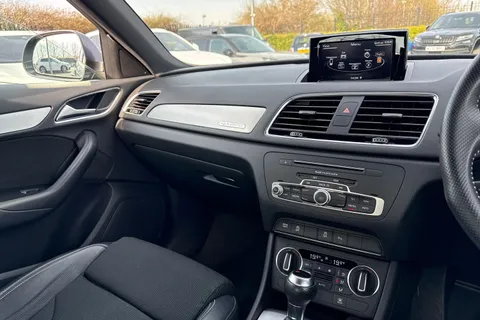 45 of 61 for Audi Q3 2.0 TDI S line Edition S Tronic quattro Euro 6 (s/s) 5dr