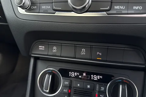 56 of 61 for Audi Q3 2.0 TDI S line Edition S Tronic quattro Euro 6 (s/s) 5dr