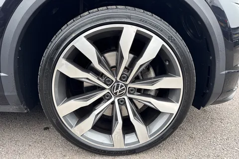 KY22YBL Volkswagen T-Roc 2.0 TDI EVO R-Line 5dr DSG ⭐Electric Tailgate, 1 Year VW Warranty⭐ Thumbnail #10