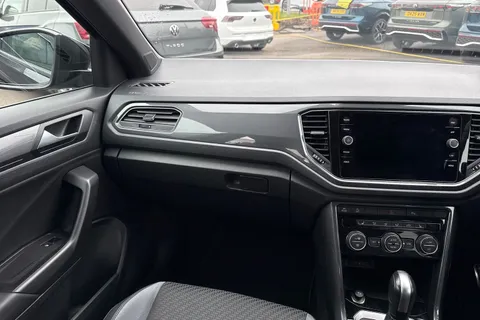 KY22YBL Volkswagen T-Roc 2.0 TDI EVO R-Line 5dr DSG ⭐Electric Tailgate, 1 Year VW Warranty⭐ Thumbnail #20