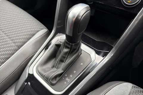 KY22YBL Volkswagen T-Roc 2.0 TDI EVO R-Line 5dr DSG ⭐Electric Tailgate, 1 Year VW Warranty⭐ Thumbnail #23