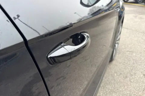 KY22YBL Volkswagen T-Roc 2.0 TDI EVO R-Line 5dr DSG ⭐Electric Tailgate, 1 Year VW Warranty⭐ Thumbnail #27