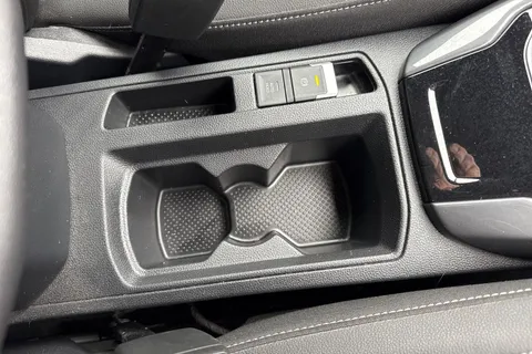 KY22YBL Volkswagen T-Roc 2.0 TDI EVO R-Line 5dr DSG ⭐Electric Tailgate, 1 Year VW Warranty⭐ Thumbnail #40