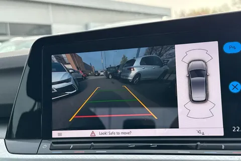 28 of 43 for VOLKSWAGEN GOLF 1.0 eTSI Life 5dr DSG