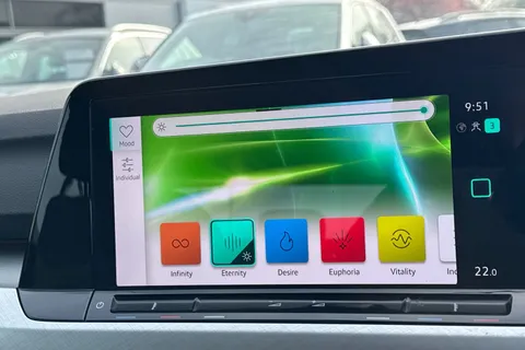 30 of 43 for VOLKSWAGEN GOLF 1.0 eTSI Life 5dr DSG