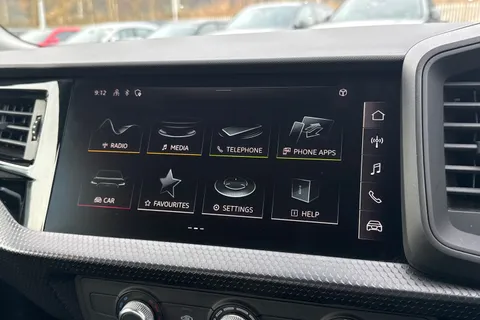 YG23VSM Audi A1 Technik 25 TFSI  95 PS 5-speed Thumbnail #17