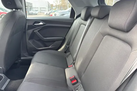 YG23VSM Audi A1 Technik 25 TFSI  95 PS 5-speed Thumbnail #19