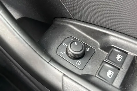 YG23VSM Audi A1 Technik 25 TFSI  95 PS 5-speed Thumbnail #35