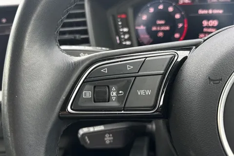 YG23VSM Audi A1 Technik 25 TFSI  95 PS 5-speed Thumbnail #37