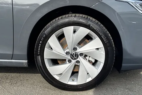 GD25SYJ Volkswagen Golf 1.5 TSI 204 Match eHybrid 5dr DSG | Rear Camera | ACC Thumbnail #11