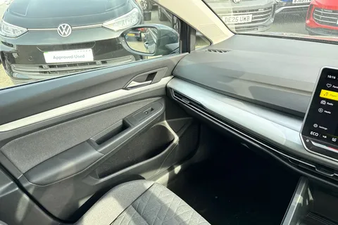 GD25SYJ Volkswagen Golf 1.5 TSI 204 Match eHybrid 5dr DSG | Rear Camera | ACC Thumbnail #21
