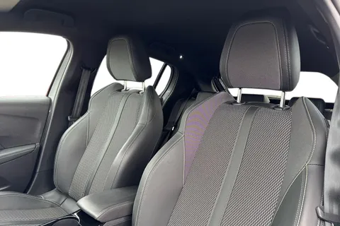 BK24LVW PEUGEOT 208 1.2 PureTech GT Euro 6 (s/s) 5dr Thumbnail #16