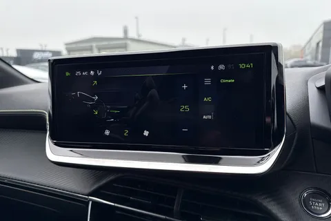 BK24LVW PEUGEOT 208 1.2 PureTech GT Euro 6 (s/s) 5dr Thumbnail #22