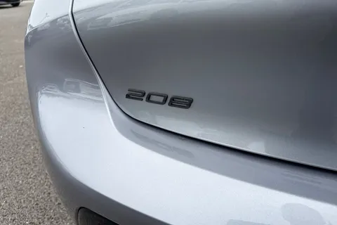 BK24LVW PEUGEOT 208 1.2 PureTech GT Euro 6 (s/s) 5dr Thumbnail #33