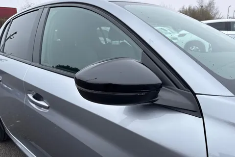 BK24LVW PEUGEOT 208 1.2 PureTech GT Euro 6 (s/s) 5dr Thumbnail #37