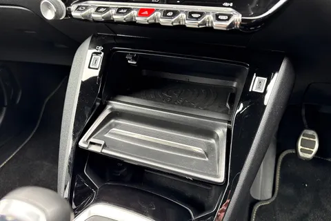 BK24LVW PEUGEOT 208 1.2 PureTech GT Euro 6 (s/s) 5dr Thumbnail #58