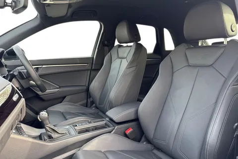 PX74XZC Audi Q3 Black Edition 35 TFSI  150 PS S tronic Thumbnail #17