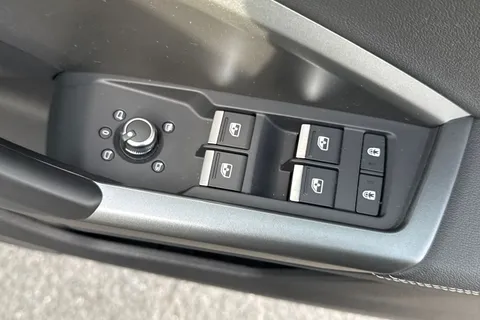 PX74XZC Audi Q3 Black Edition 35 TFSI  150 PS S tronic Thumbnail #22