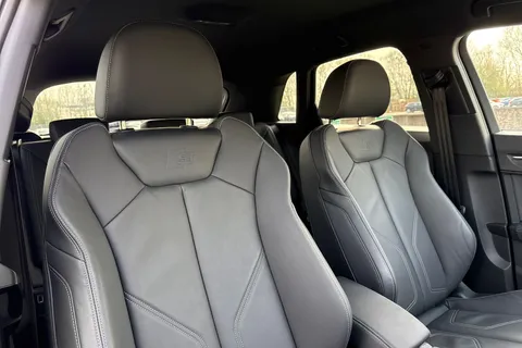 PX74XZC Audi Q3 Black Edition 35 TFSI  150 PS S tronic Thumbnail #25